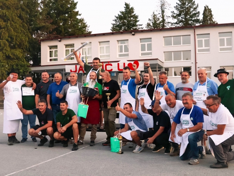 Ekipa Sportskog ribolovnog društva Veličanka pobjednici 7. Fišijade u Jakšiću