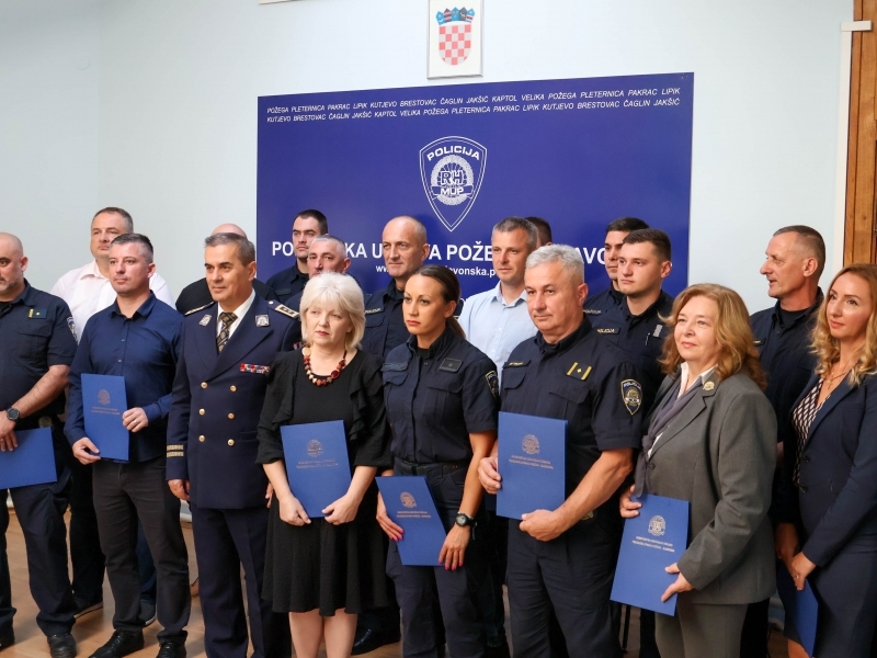 Povodom Dana policije pohvaljeni zaslužni djelatnici PU požeško-slavonske županije