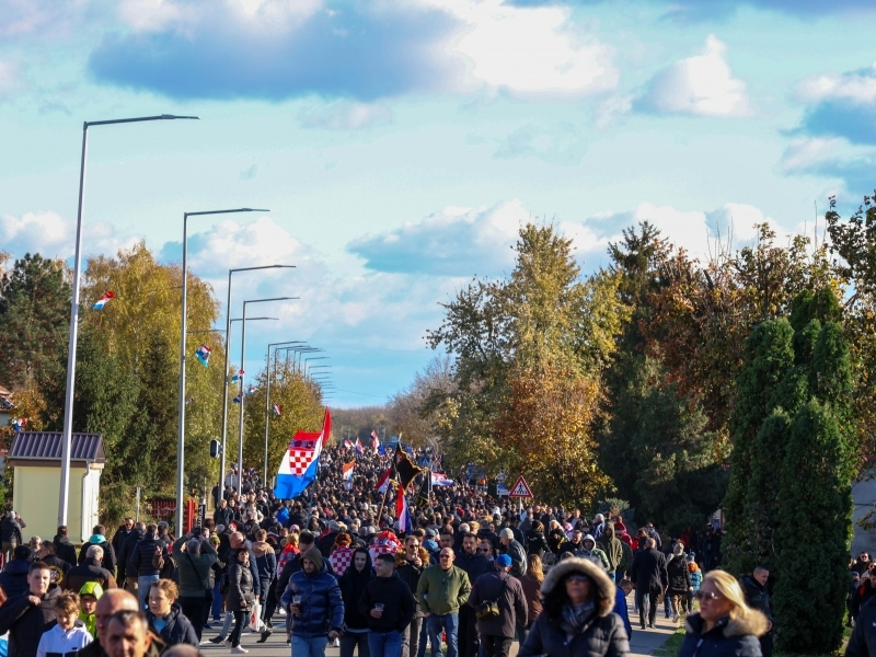 Vukovar 32 godine poslije: „Generacije koje dolaze moraju znati tko su bili heroji obrambenog Domovinskog rata“