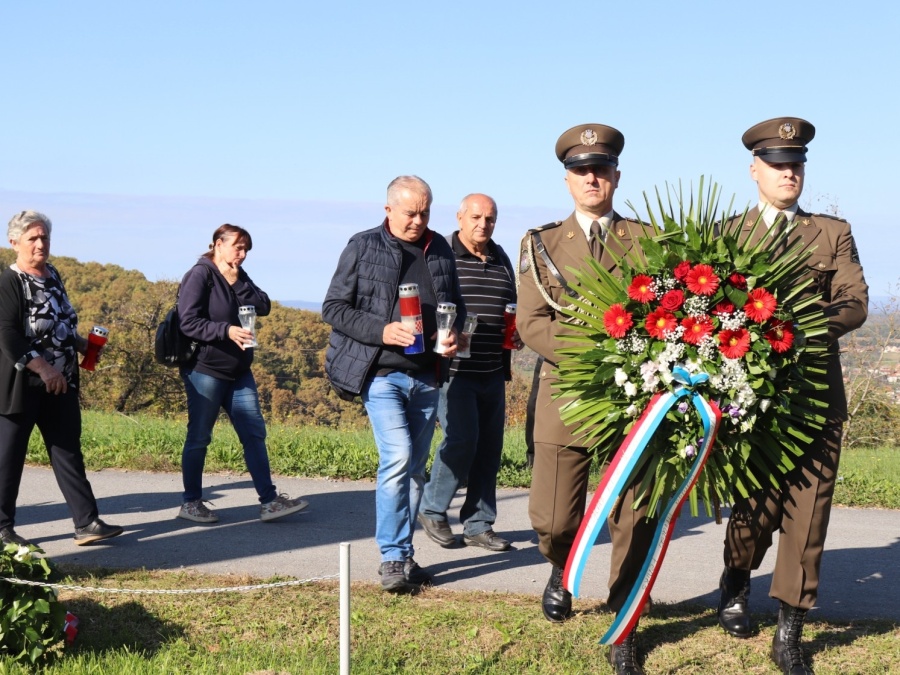 Obilježena 33. godišnjica stradanja civila u pakračkim vinogradima