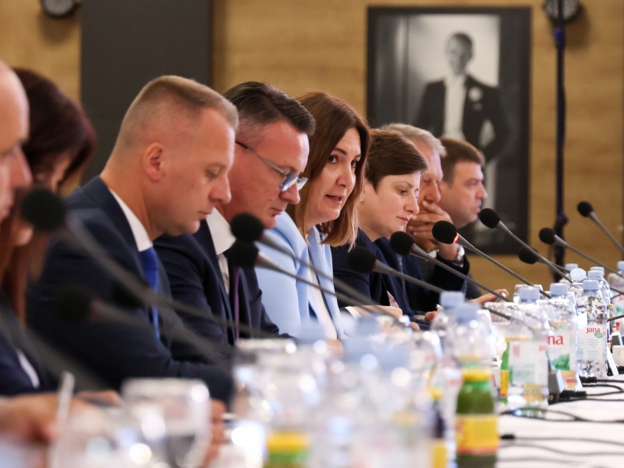 Poljoprivreda, zaštita od štetnog djelovanja voda, priuštivo stanovanje: Županica istaknula prioritete na sjednici Savjeta za Slavoniju, Baranju i Srijem