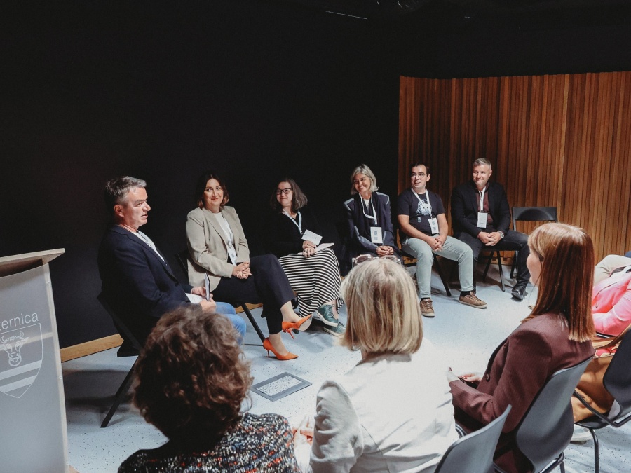 Konferencija u Muzeju bećarca odgovorila na pitanje „Što nedostaje kontinentu?“