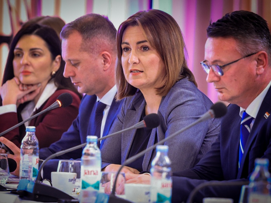 Jozić na sjednici Savjeta za Slavoniju, Baranju i Srijem:”Jedino jako gospodarstvo i jaka poljoprivreda mogu pridonijeti tome da se demografski trendovi okrenu”