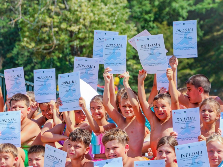 Za programe za djecu u Požeško-slavonskoj županiji odobreno 100 tisuća eura 