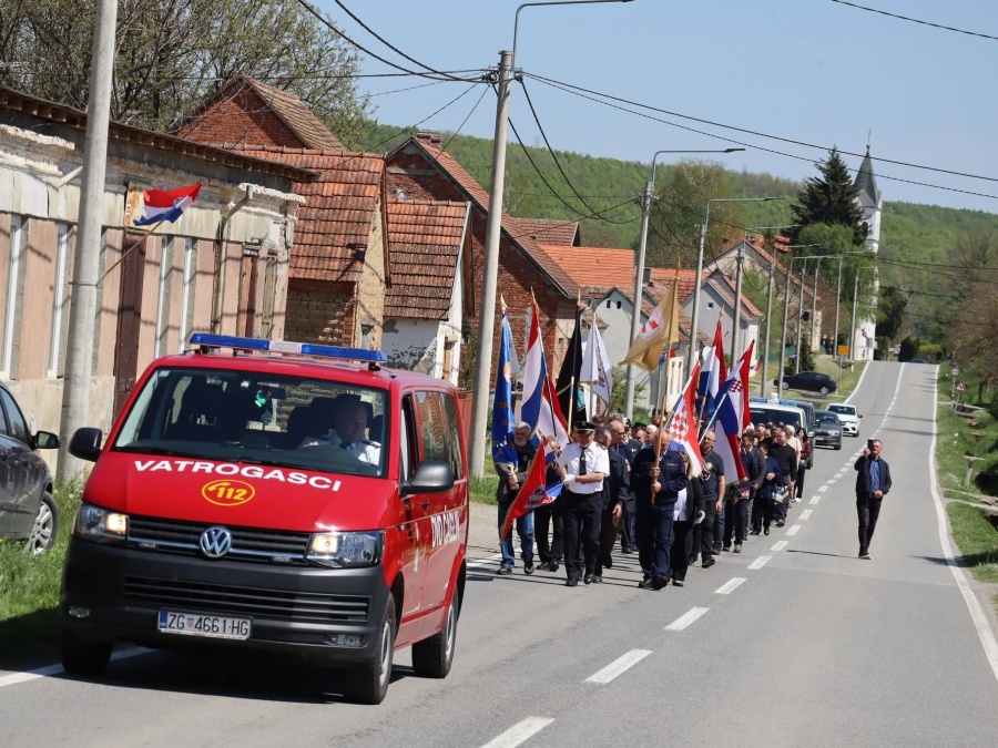 U Ruševu održana komemoracija za žrtve komunističkih zločina