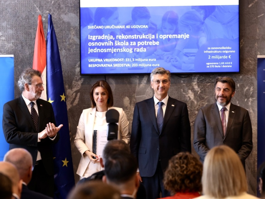 Županica Jozić uoči sjednice Vijeća za regionalni razvoj preuzela ugovore vrijedne 3,9 milijuna eura