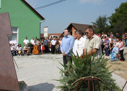 spomenik_u_drenovcu_-_6