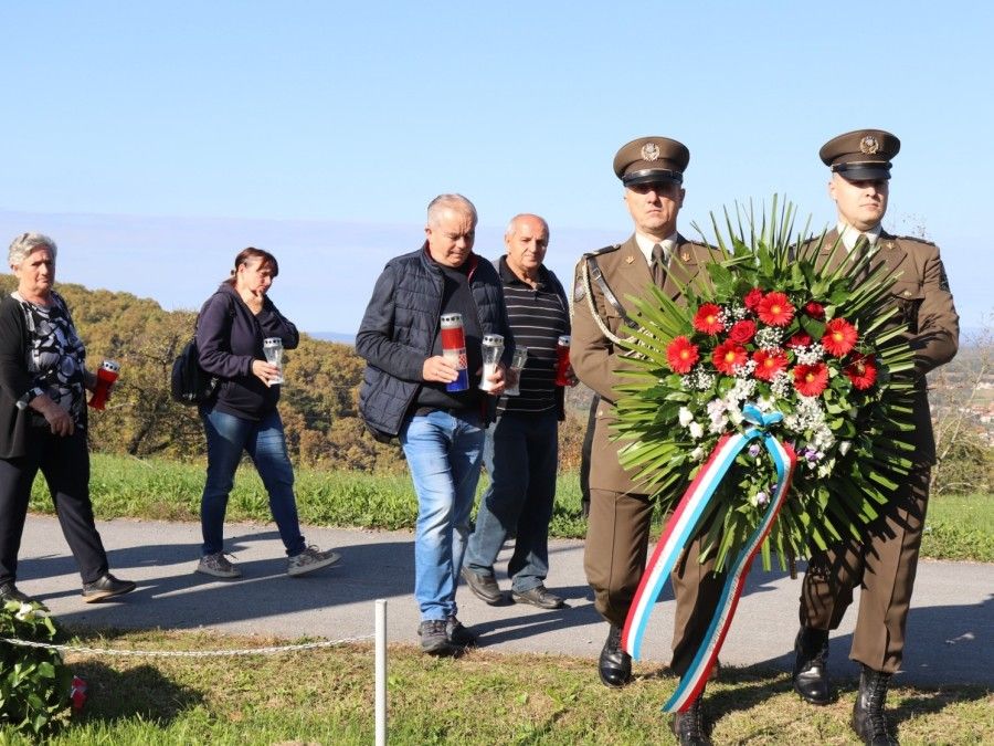 Obilježena 33. godišnjica stradanja civila u pakračkim vinogradima