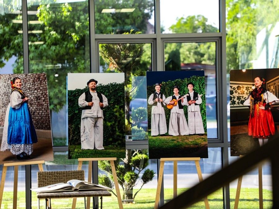 Čuvari baštine pred objektivom: Otvorena izložba „Čuvajmo tradiciju“