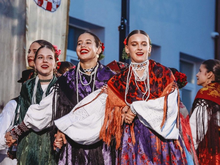 Jakšić postao velika folklorna pozornica: Održana 23. smotra “Pjesmom u jesen”