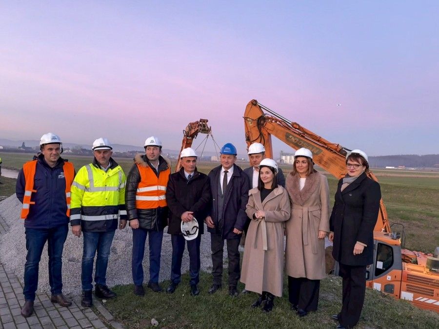 Ministrica Vučković u Požeško-slavonskoj županiji: Nastavak radova na Aglomeraciji Pleternica i dodjela tri nova ugovora za projekte izgradnje fotonaponskih elektrana