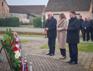 88f6745f-110f-4d00-8f8d-5f638f128582