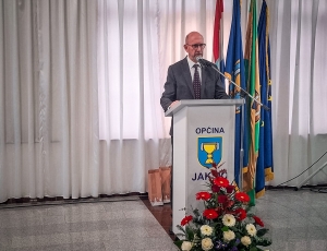 b265a116-45d1-4dc2-a232-ba6604f74430