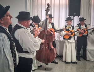 e0e85a88-917e-4f19-ab1f-80573d0e9d69