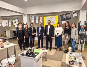 97524D20-2D97-45A3-9EDD-9A753ADF26F5