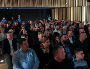 dangradapleternice0038